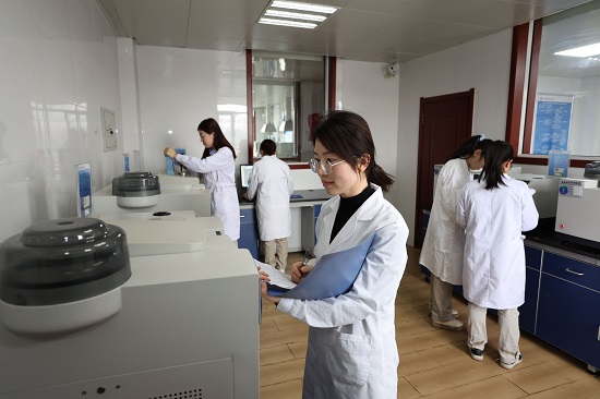 1712471732150088499.jpg 集團(tuán)公司巾幗建功示范崗|托克托發(fā)電公司 (3) - 副本.jpg