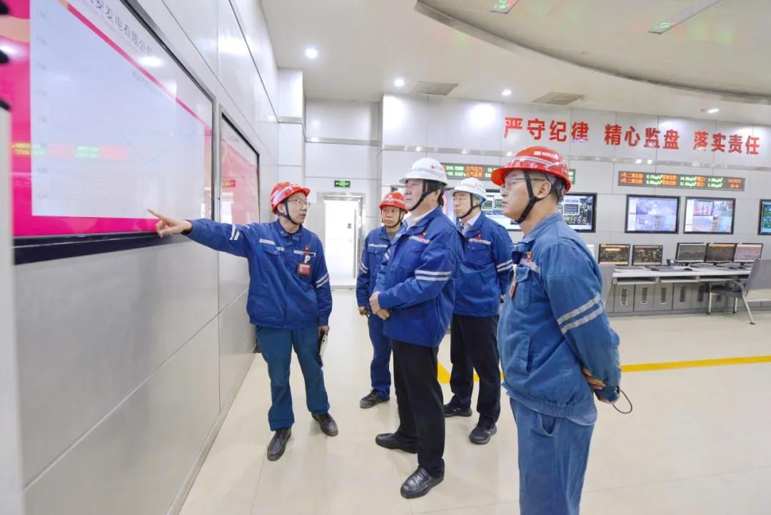 1729644633393074769.jpg 0002.jpg