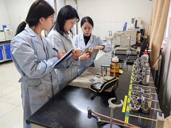 1733204702141075842.jpg 1733109268459007477.jpg