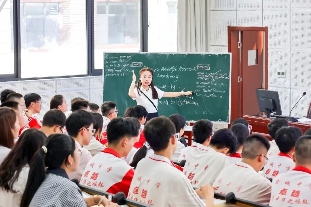 1727234261371040537.jpg 2.jpg